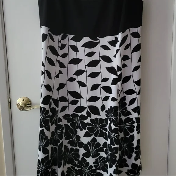 S.L. Fashions Women's Sz 18 Cocktail Dress - Picture 2 of 9